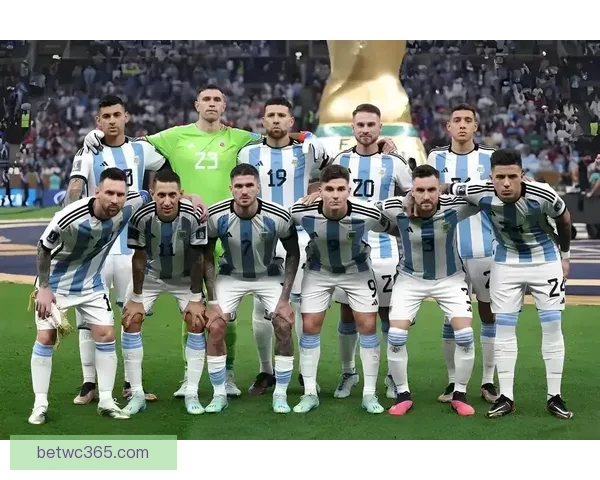 美加墨世界杯预测：分析热门球队表现与赛程前瞻